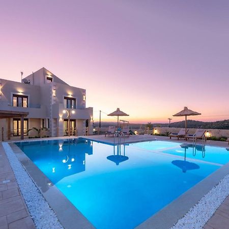 Ivoni Villa, An Iconic Summer Retreat, By Thinkvilla Perama  Exteriör bild