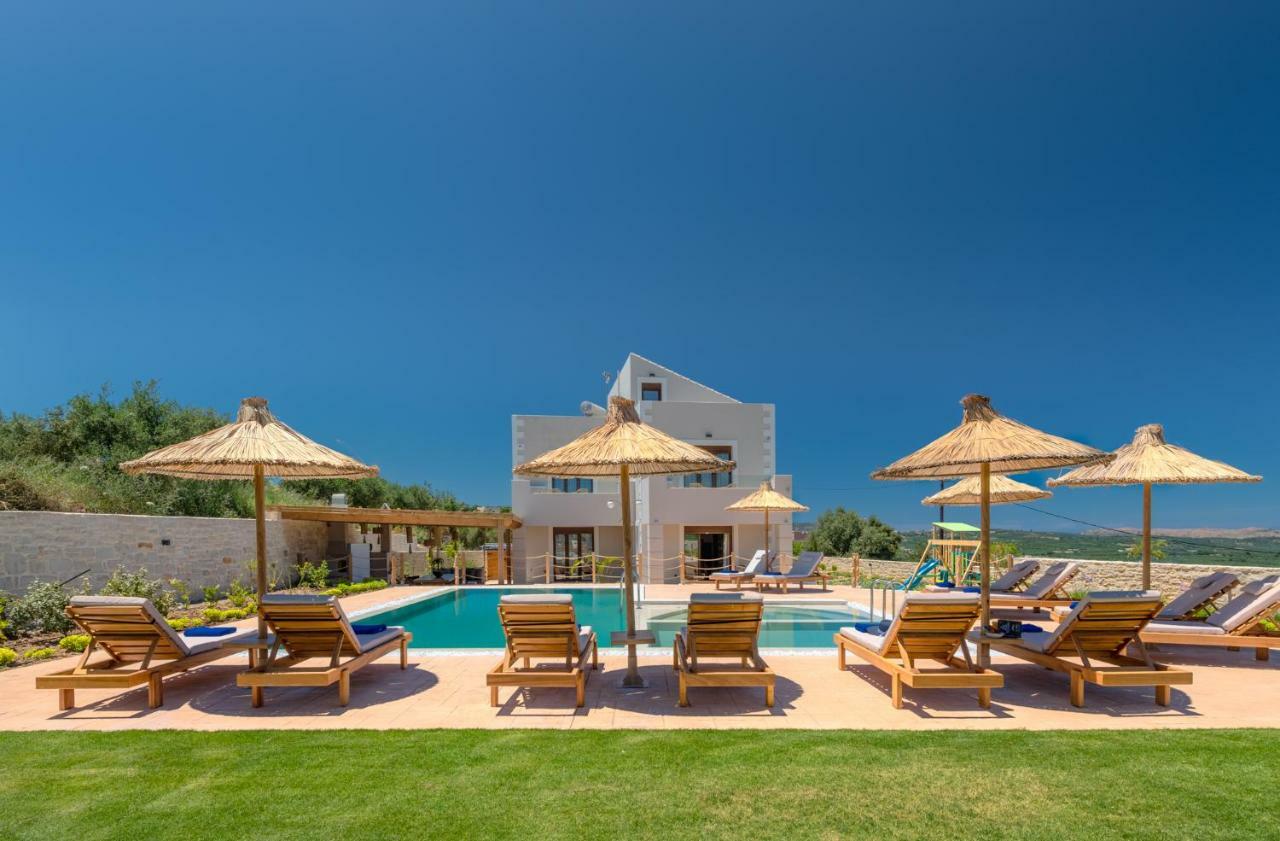 Ivoni Villa, An Iconic Summer Retreat, By Thinkvilla Perama  Exteriör bild
