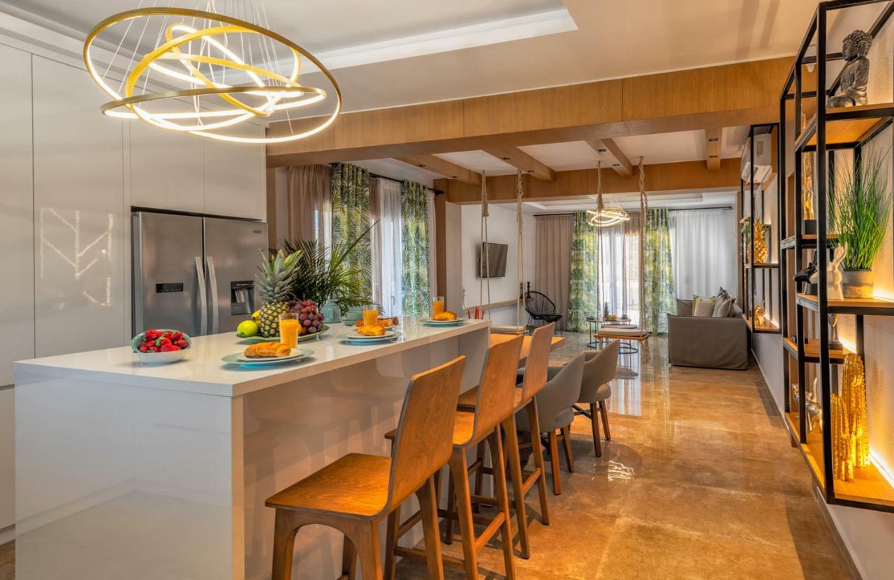 Ivoni Villa, An Iconic Summer Retreat, By Thinkvilla Perama  Exteriör bild